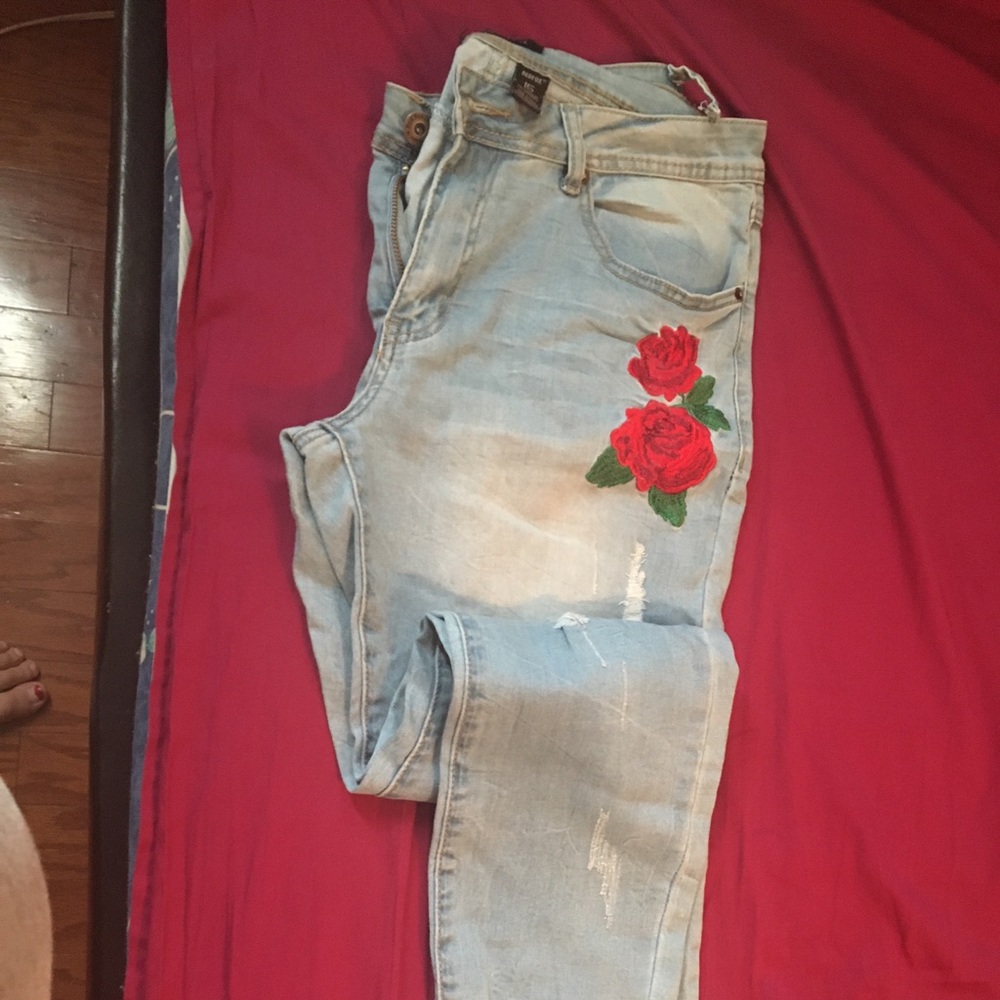 Skinny jeans